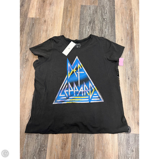 Top Short Sleeve By Torrid In Grey, Size: 3x
