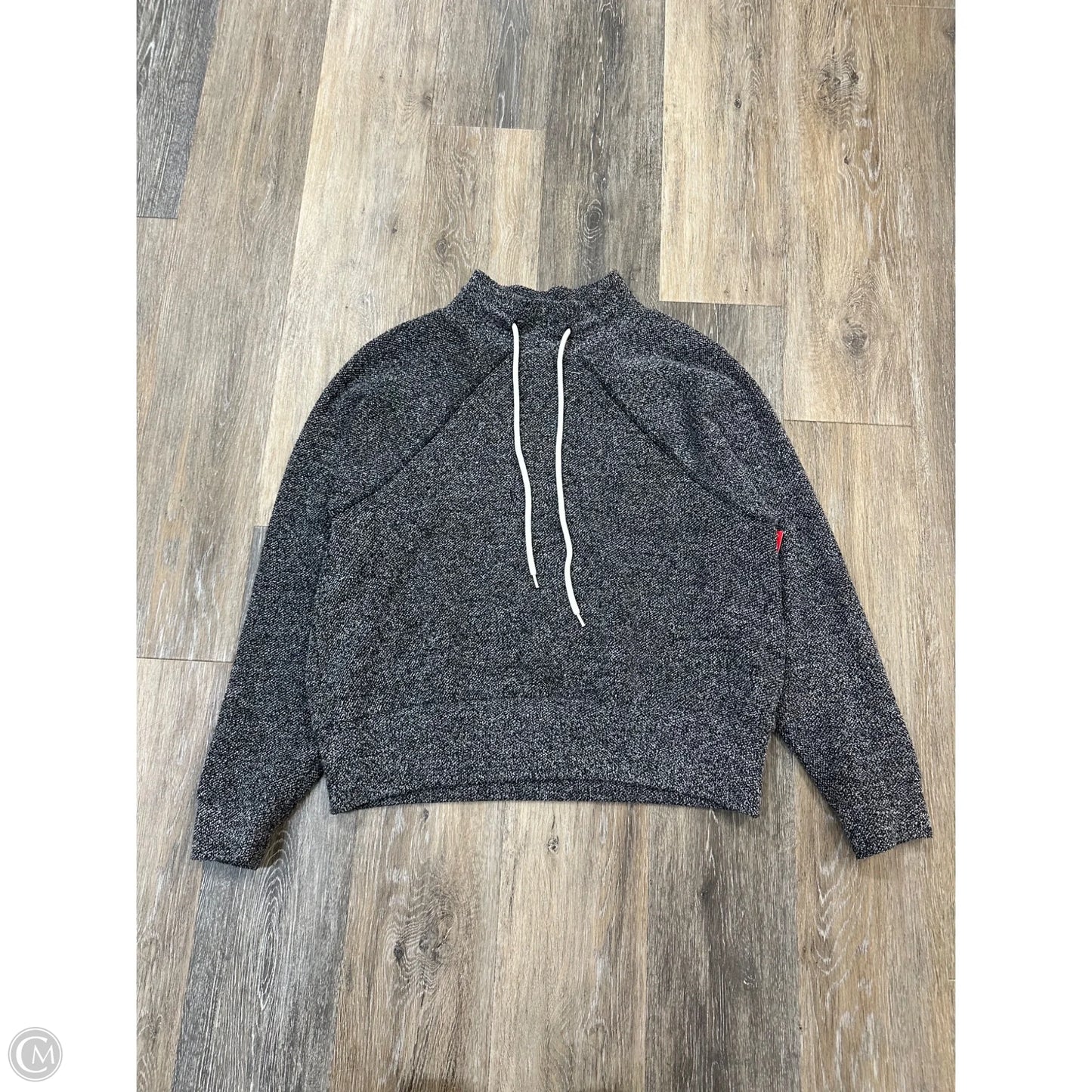 Sweatshirt Collar By Varley In Grey, Size: Xs