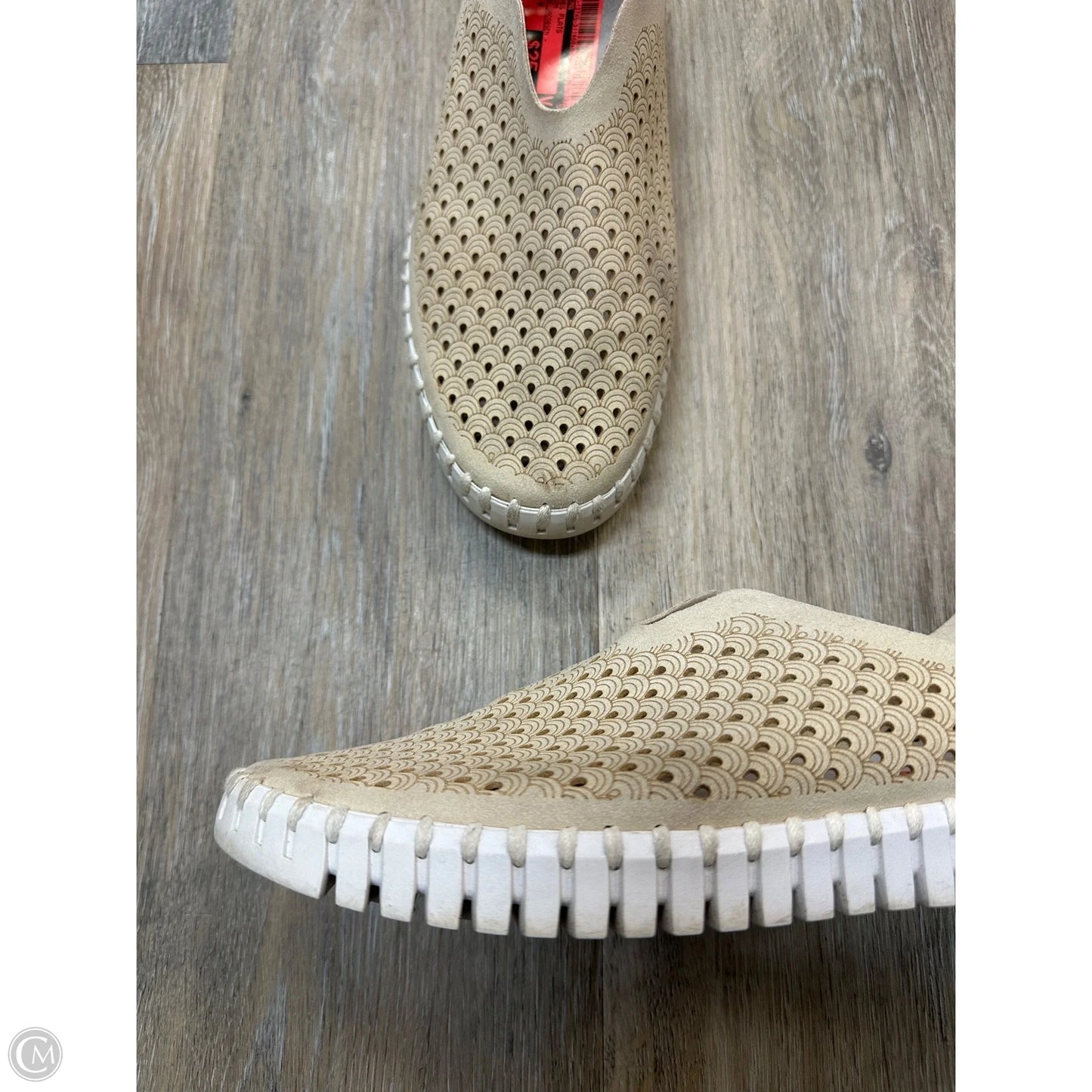 Shoes Flats By Ilse Jacobsen In Cream, Size: 9