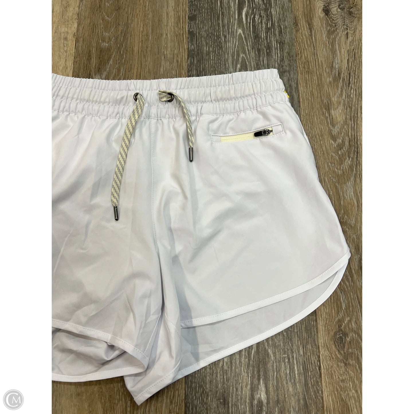 Athletic Shorts By Vuori In White, Size: M