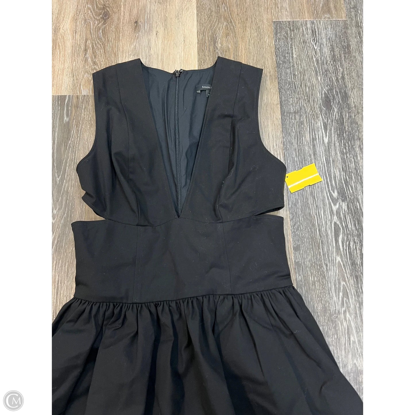 -Dress Casual Short By Banana Republic In Black, Size: 4