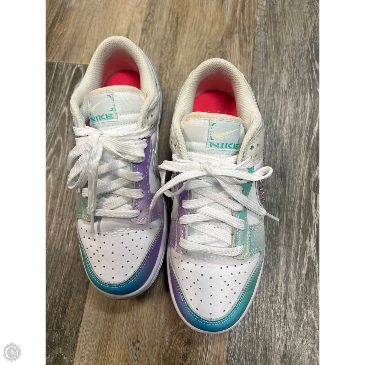 Shoes Athletic By Nike In White, Size: 7