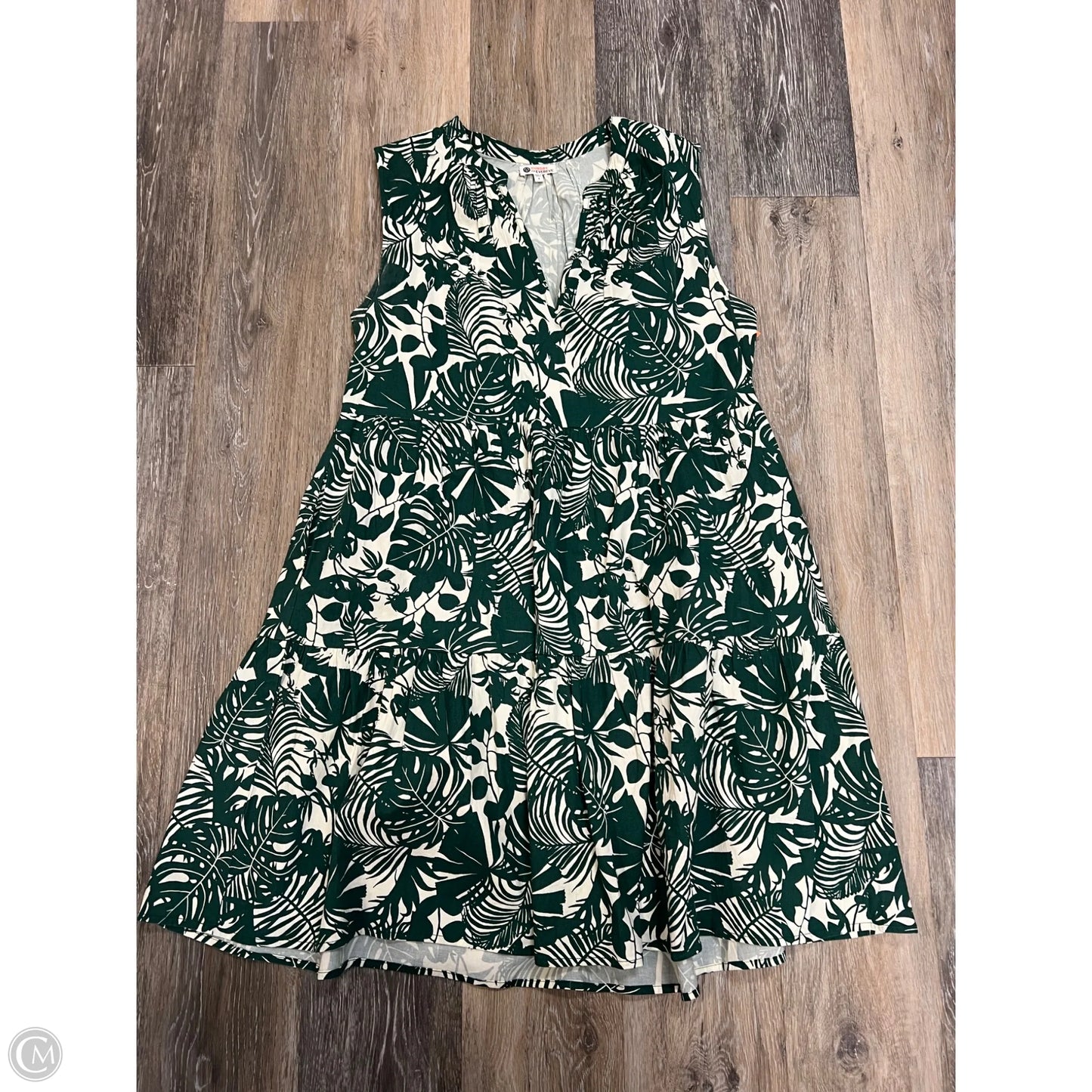 Dress Casual Short By Sundry In Green & White, Size: M