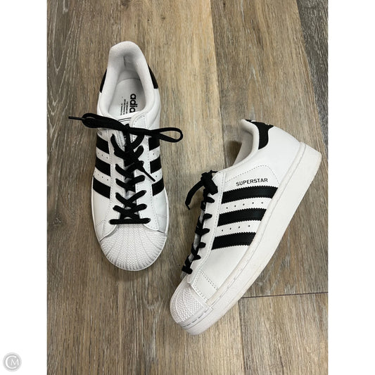 Shoes Sneakers By Adidas In Black & White, Size: 8