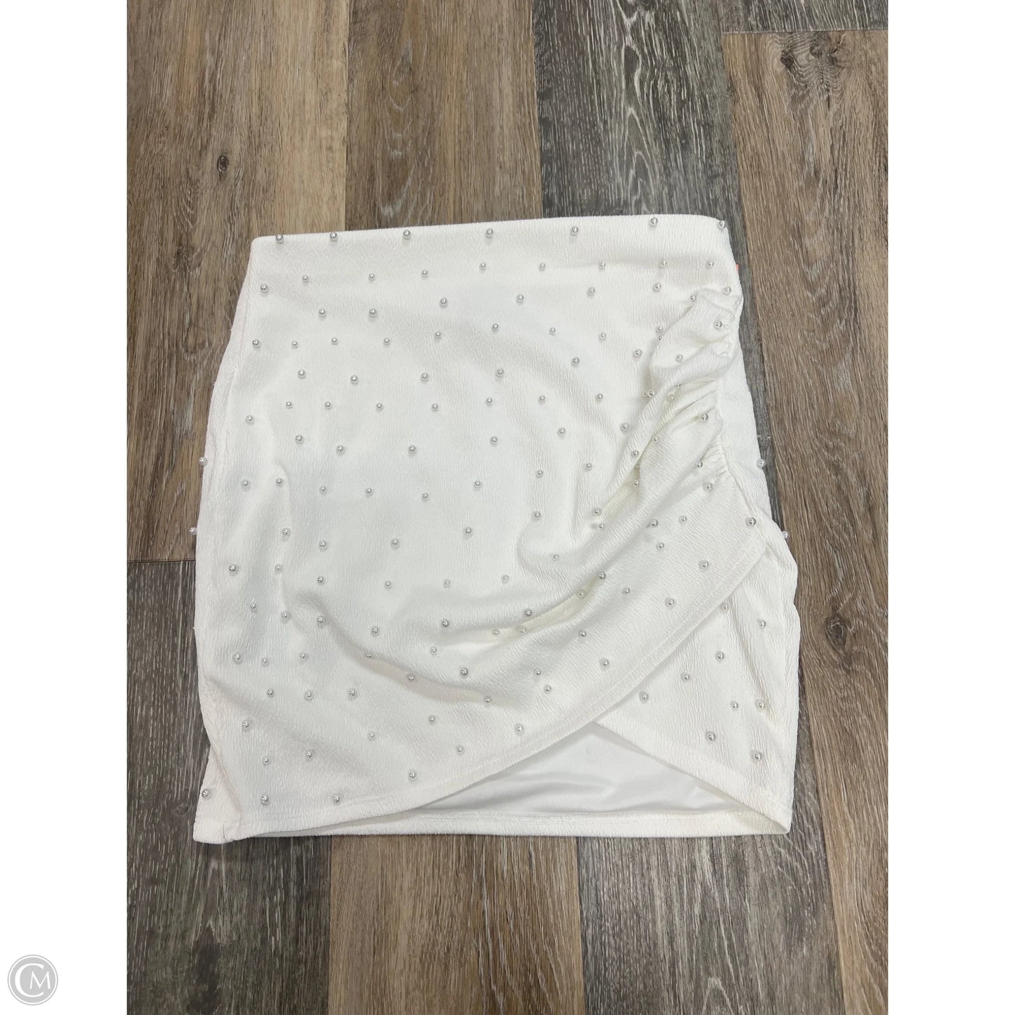 Skirt Mini & Short By Windsor In White, Size: L