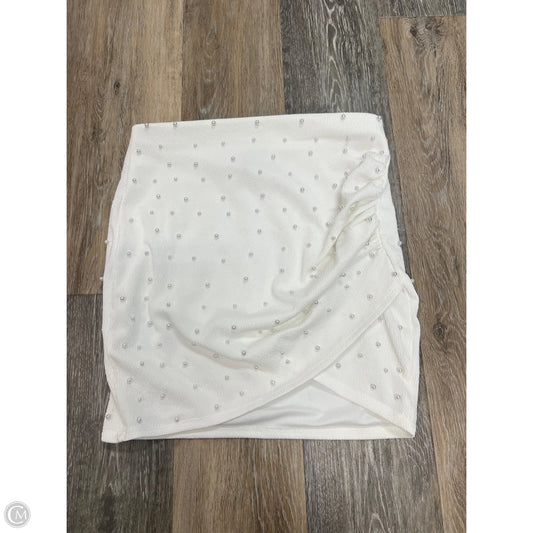 Skirt Mini & Short By Windsor In White, Size: L