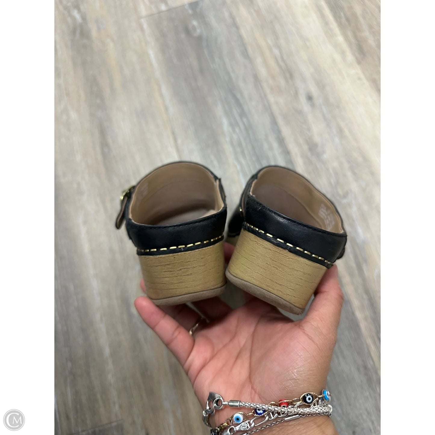 Shoes Flats By Dansko In Black, Size: 6