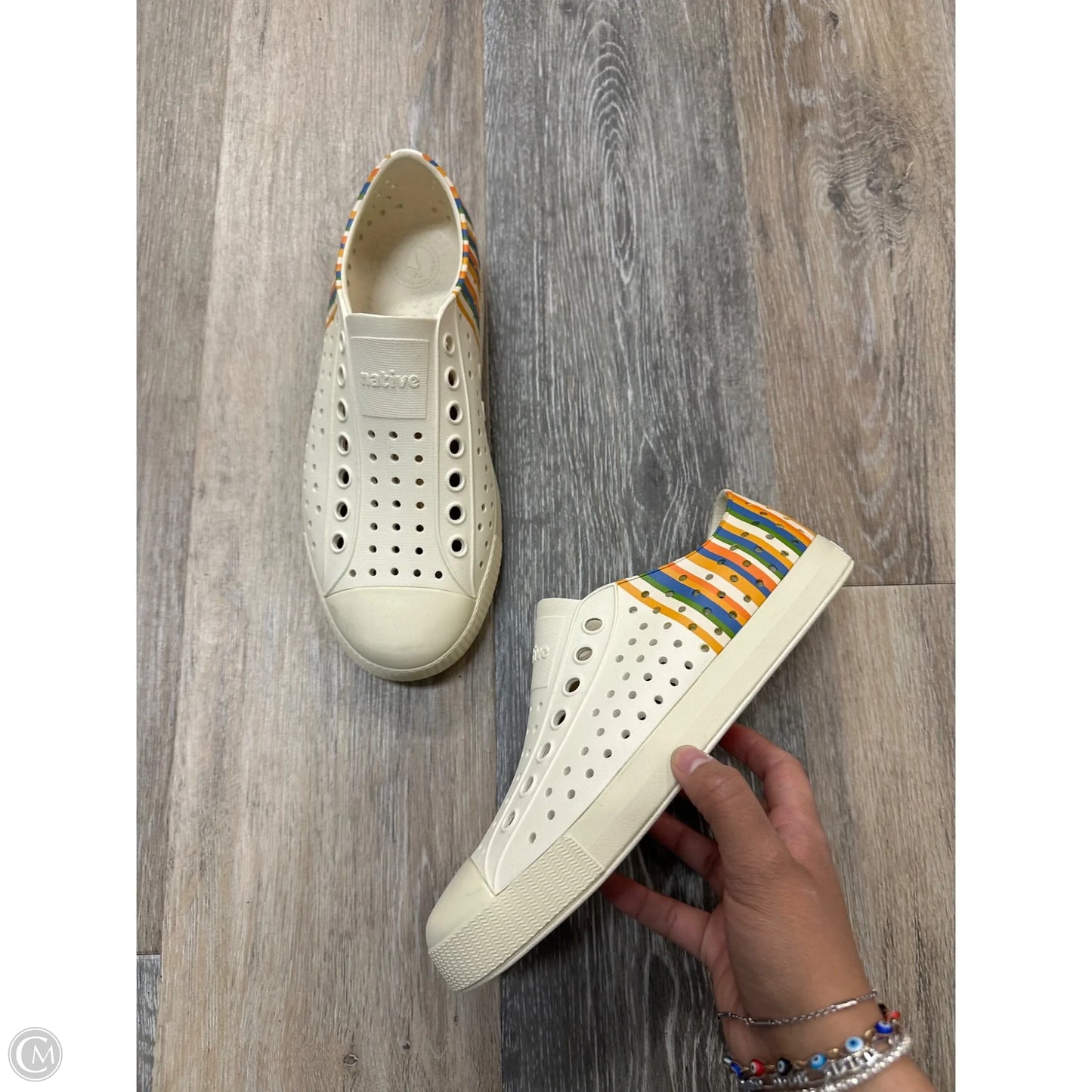 Shoes Flats By Native In Cream, Size: 7