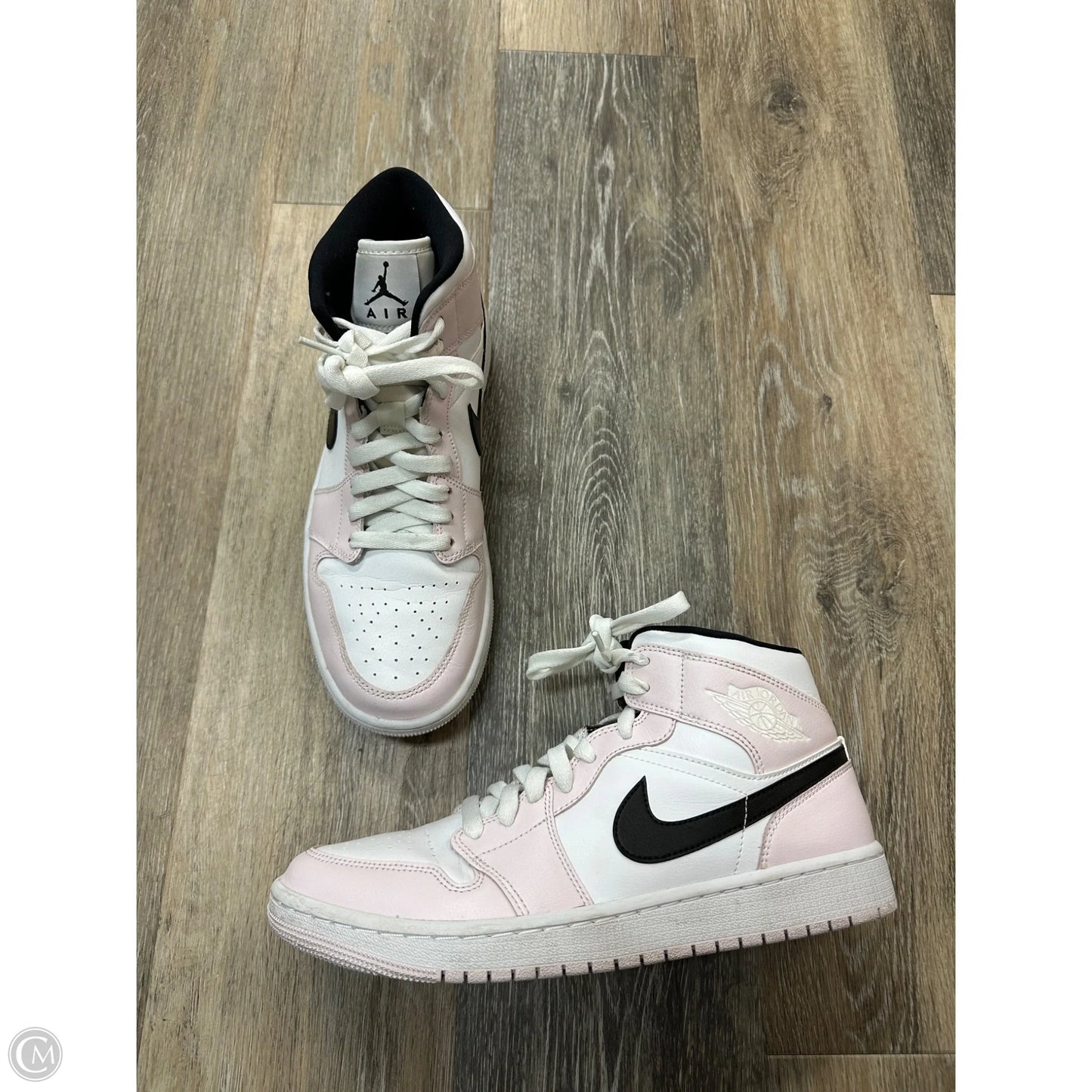 Shoes Sneakers By Nike In Pink & White, Size: 10.5