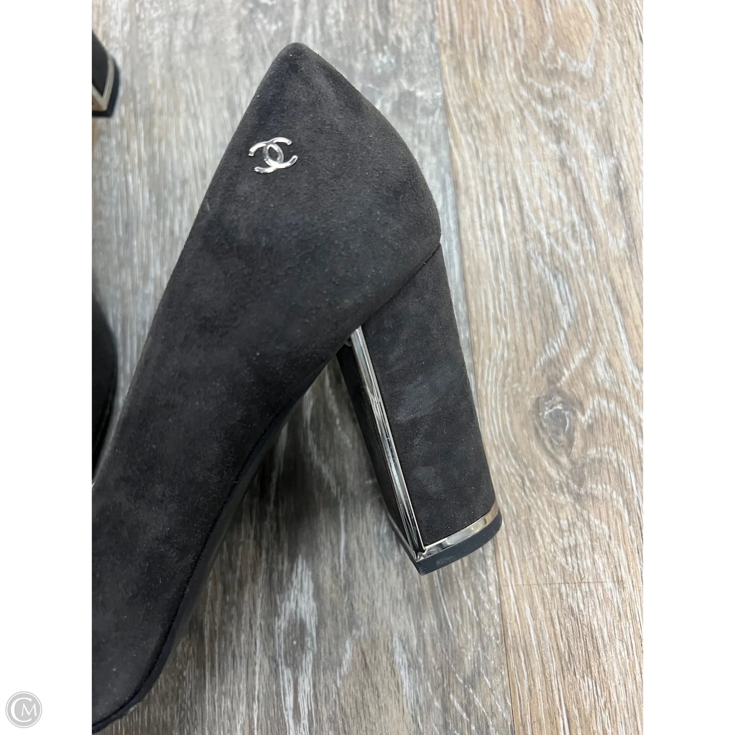 Shoes Luxury Designer By Chanel In Grey, Size: 8.5