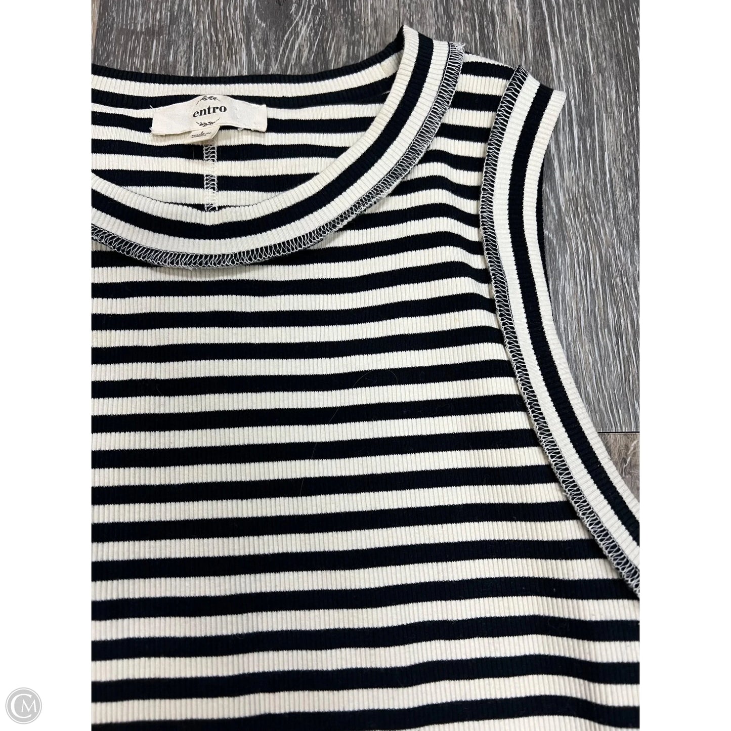 Tank Top By Entro In Striped Pattern, Size: L