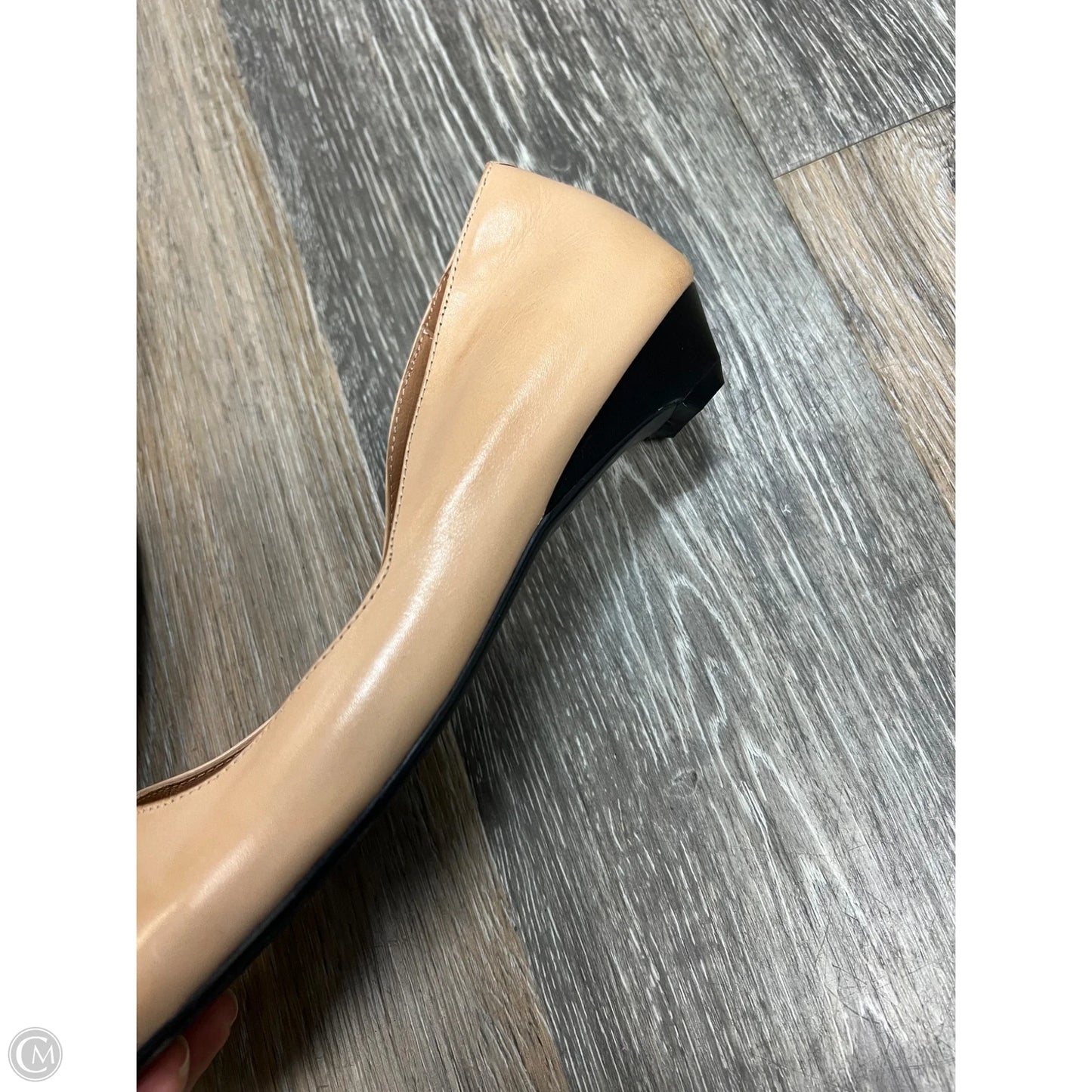 Shoes Flats Leather By Limited In Tan, Size: 8