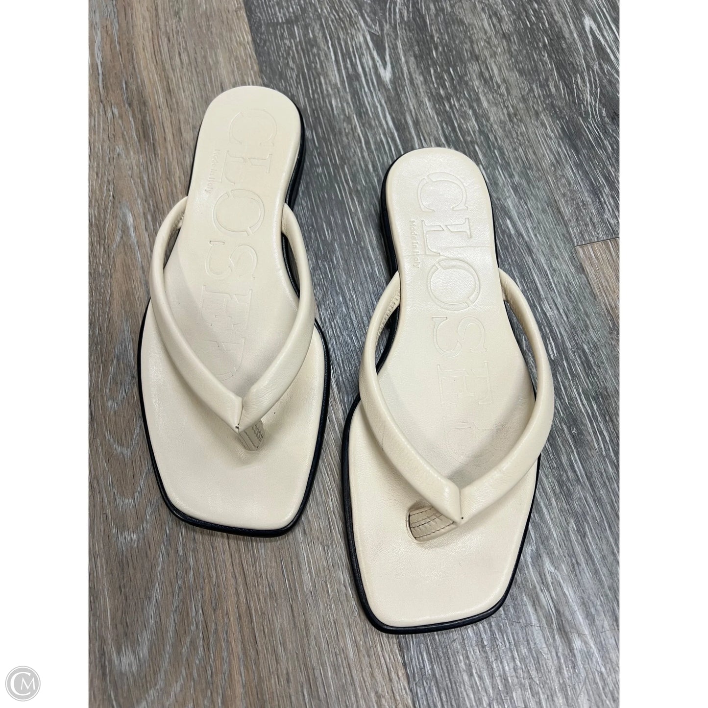 Sandals Flats Designer By Closed In Cream, Size: 8