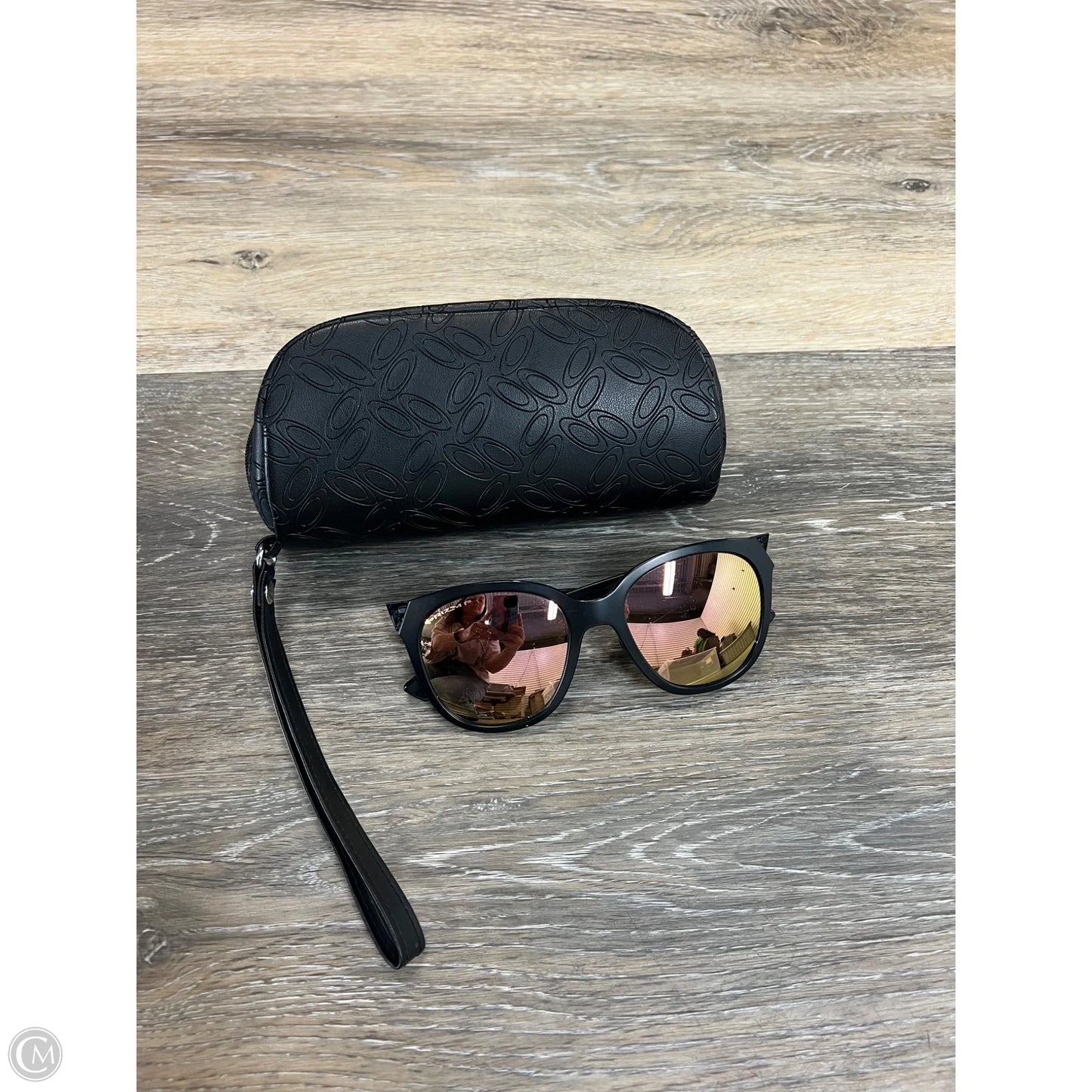 Sunglasses By Oakley, Size: