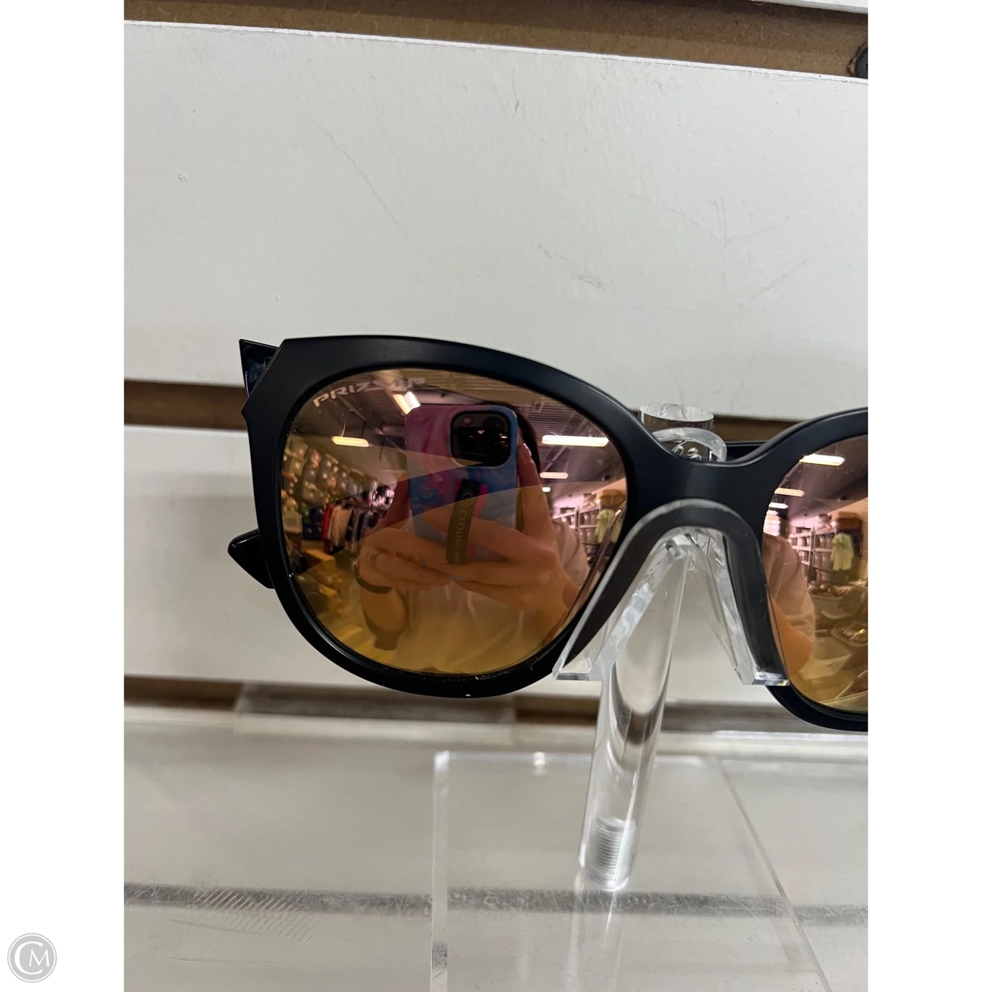 Sunglasses By Oakley, Size: