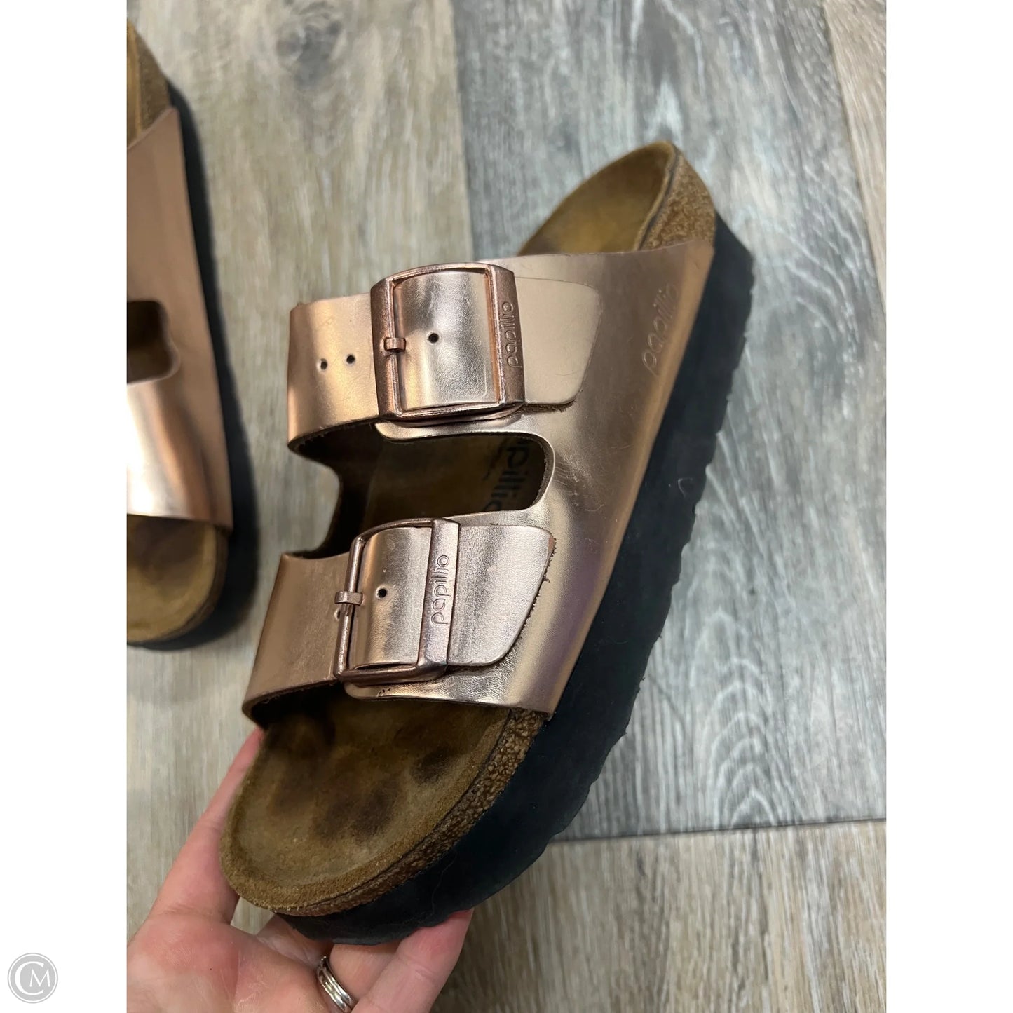 Sandals Flats By Birkenstock In Rose Gold, Size: 6/37
