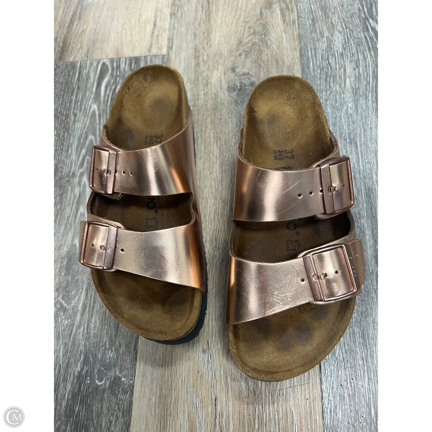 Sandals Flats By Birkenstock In Rose Gold, Size: 6/37