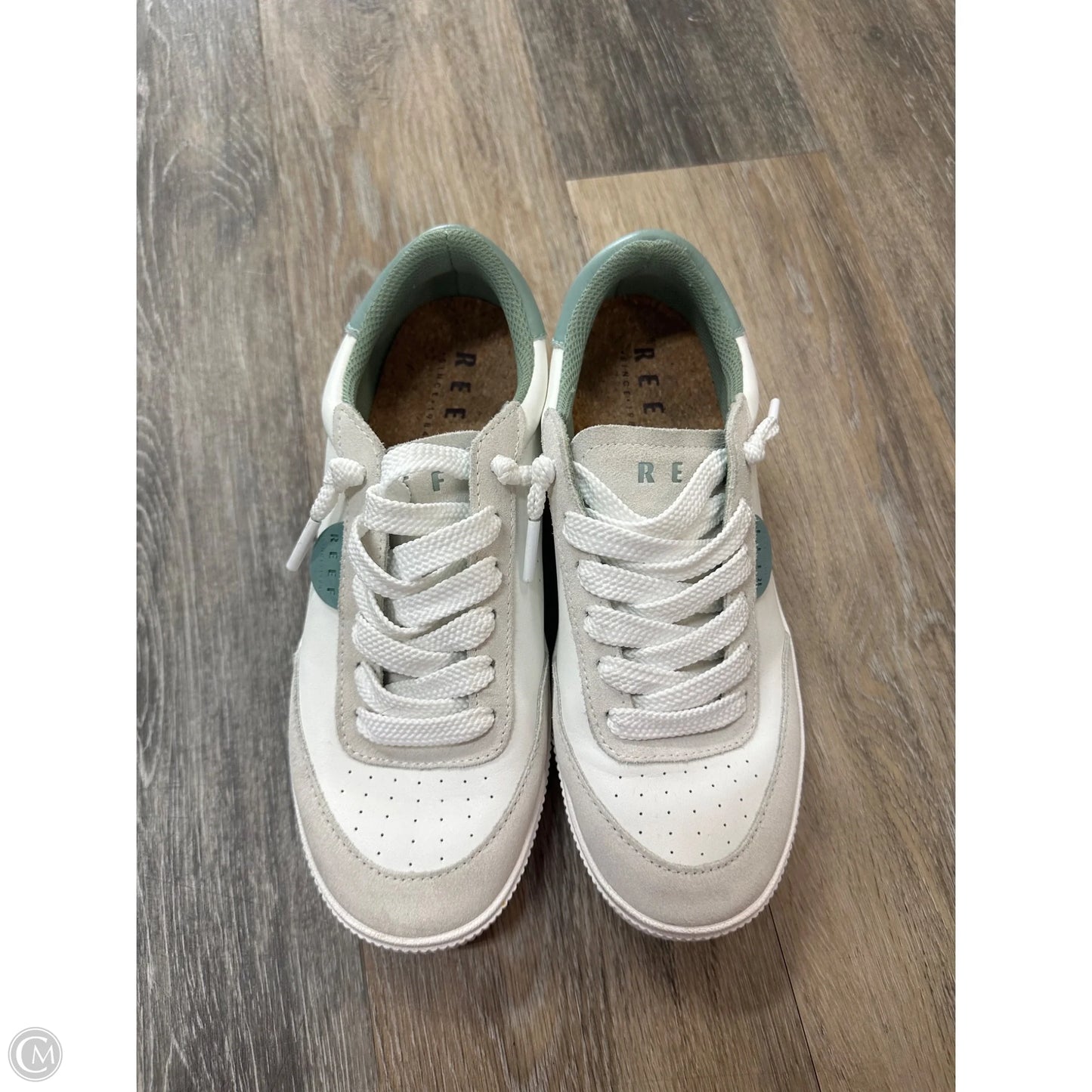 Shoes Sneakers By Reef In Cream & Green, Size: 8