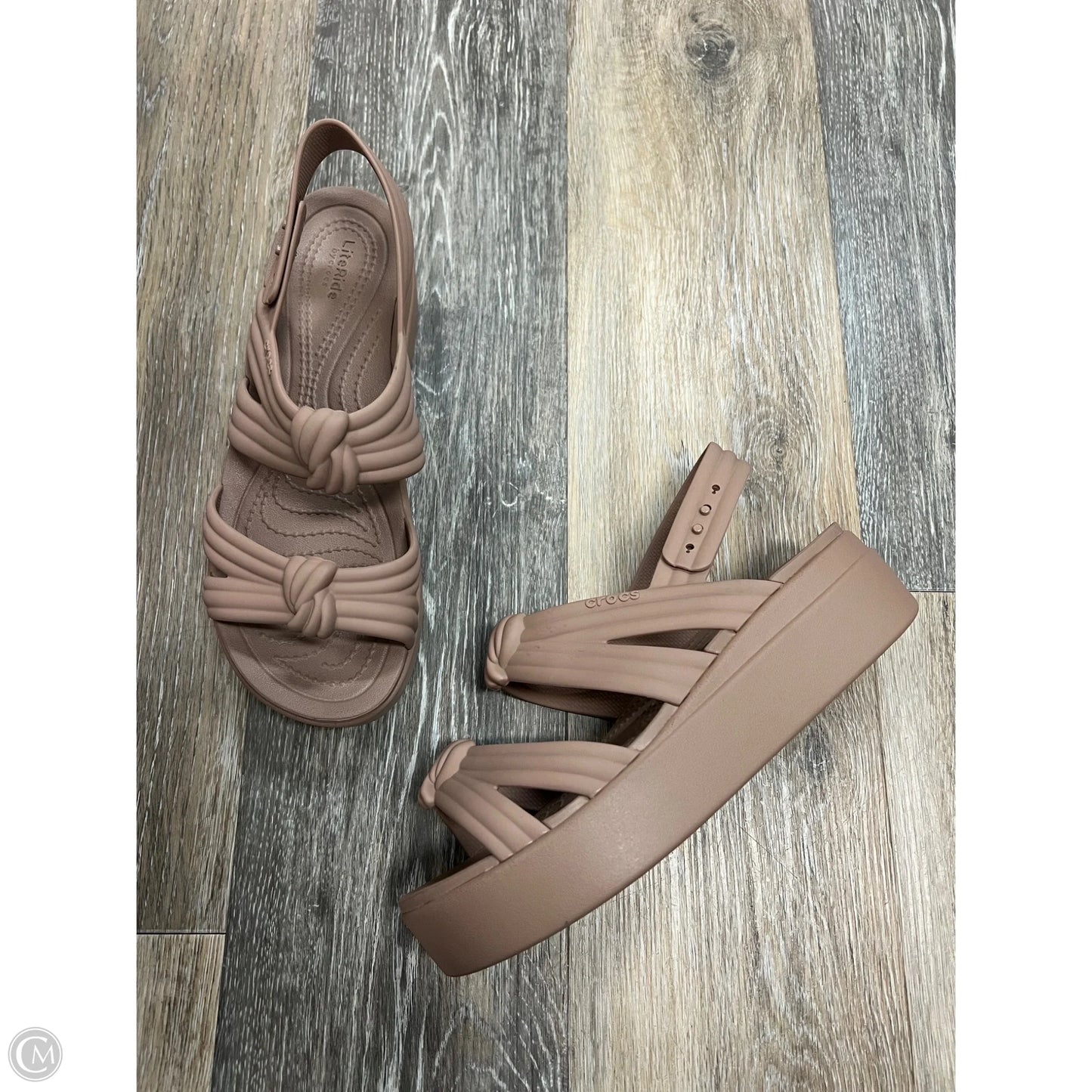 Sandals Heels Platform By Crocs In Tan, Size: 9