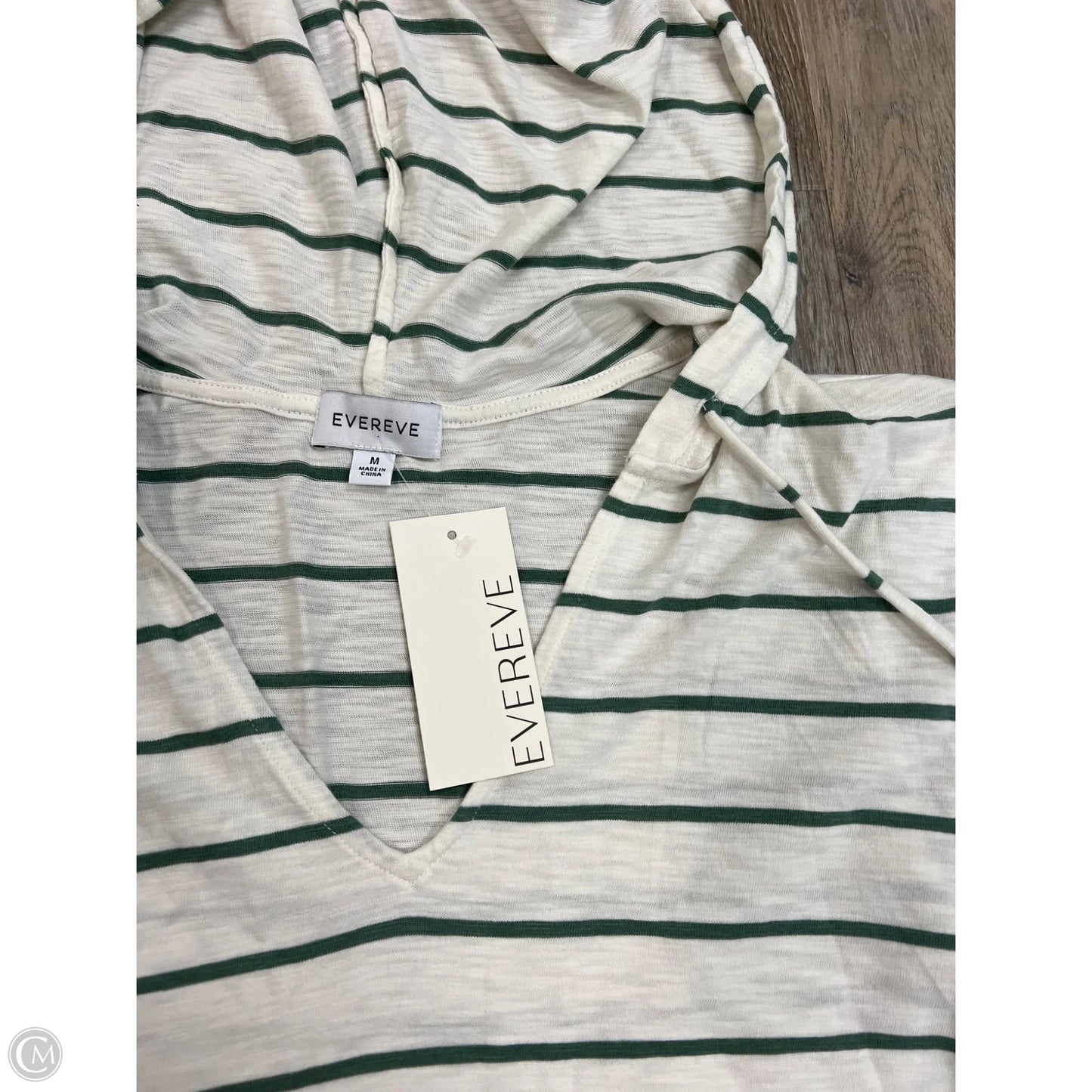 Top Short Sleeve By Evereve In Striped Pattern, Size: M