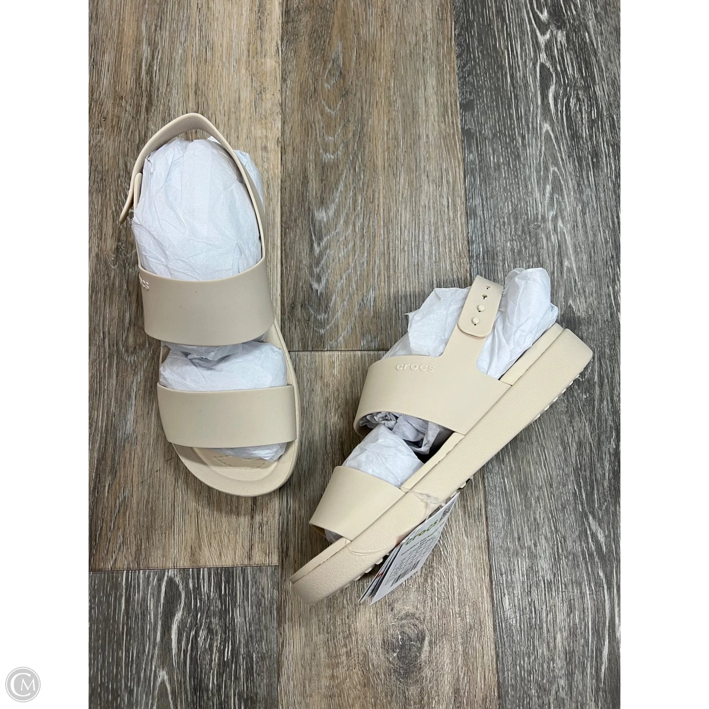 Sandals Flats By Crocs In Cream, Size: 8