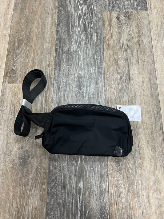 BELT BAG by LULULEMON In BLACK, Size: MEDIUM
