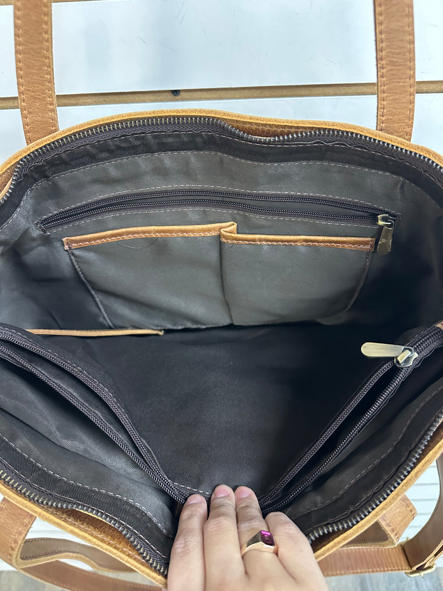 Tote Leather By Cmc, Size: Large