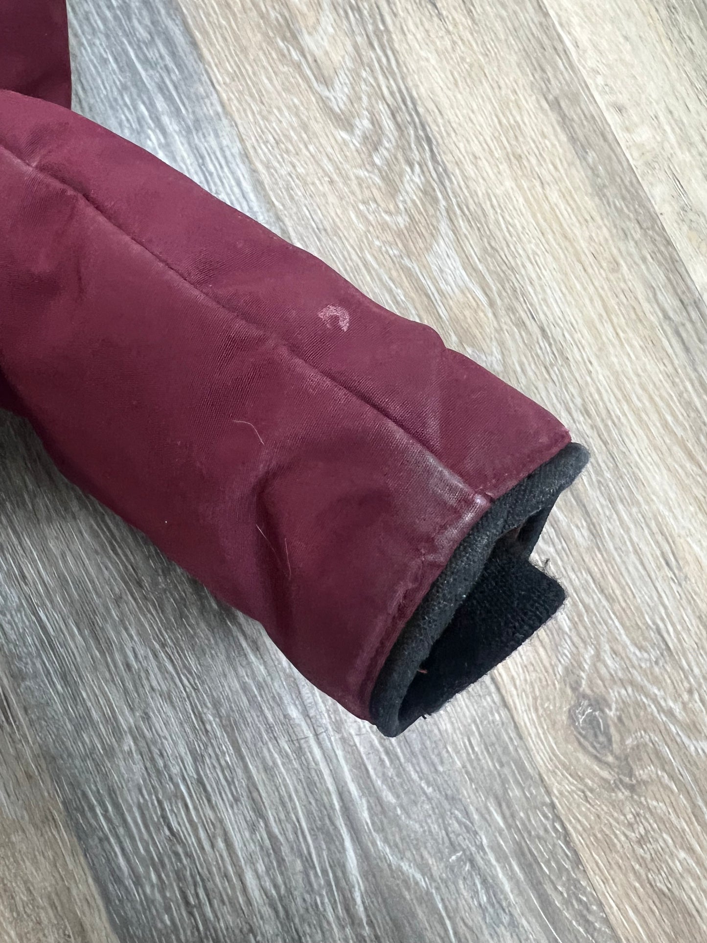 Coat Luxury Designer By Canada Goose In Maroon, Size: Xl