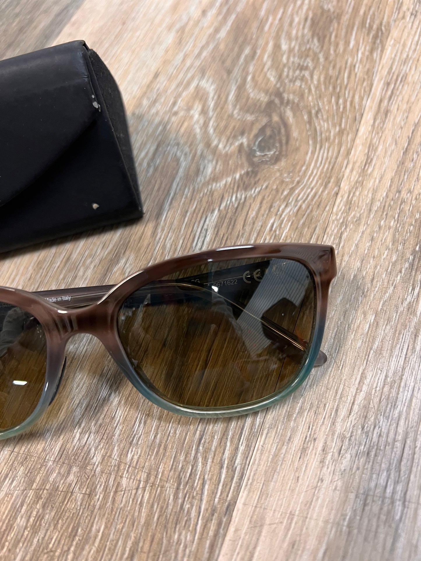 SUNGLASSES by MAUI JIM In BROWN