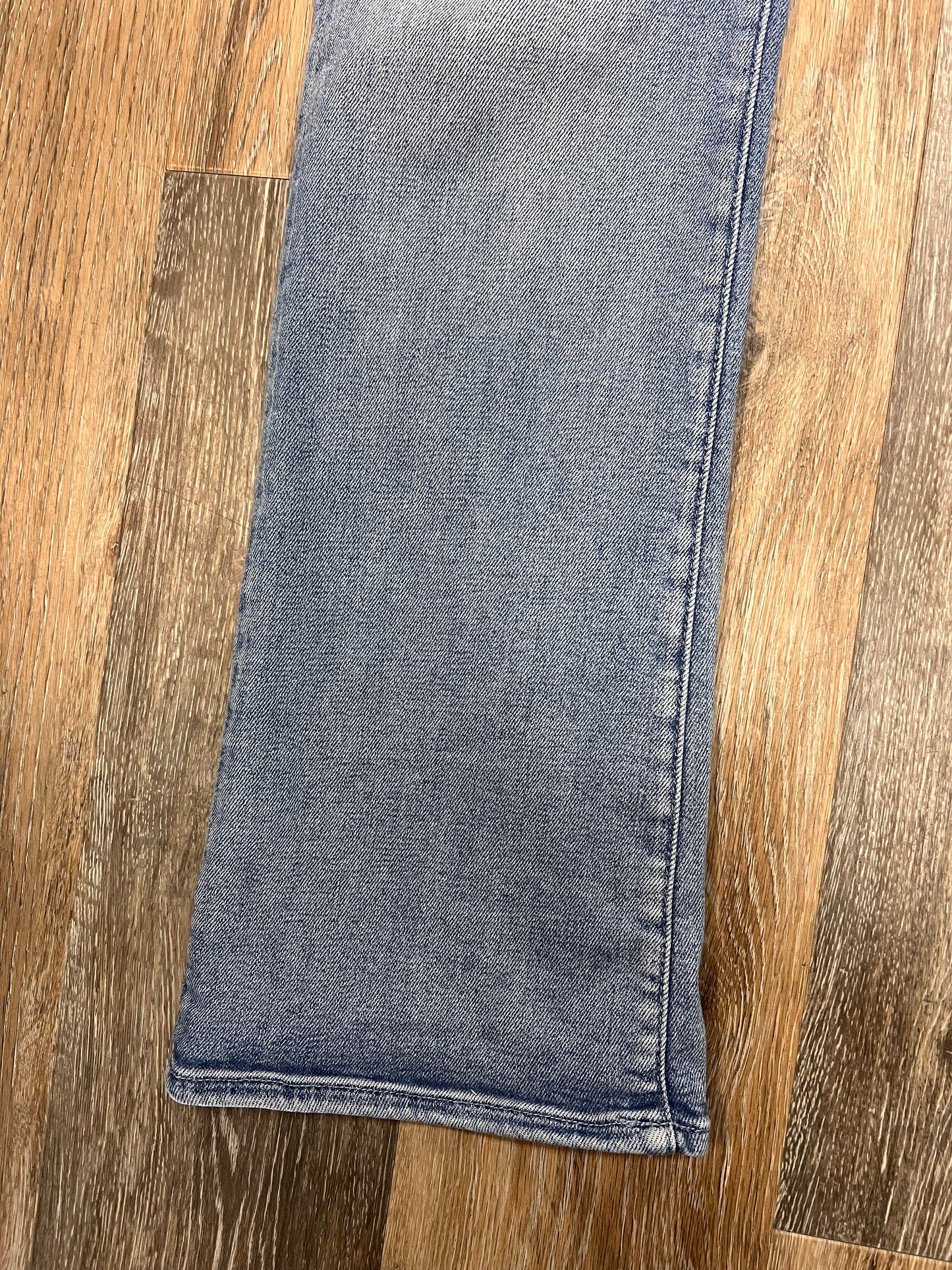 JEANS DESIGNER by MOTHER In BLUE DENIM, Size: 14/32