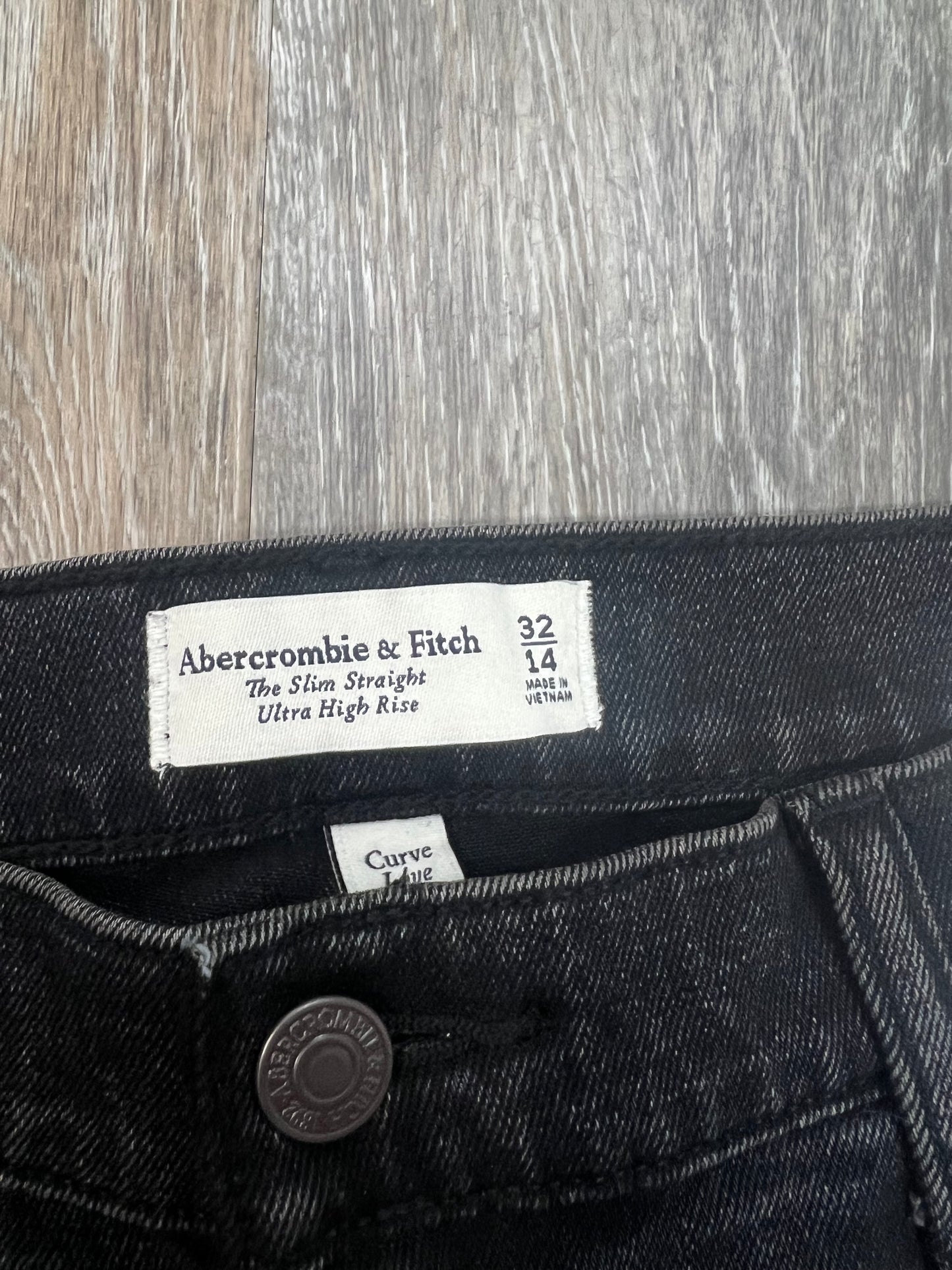 Black Denim Jeans Straight Abercrombie And Fitch, Size 14/32