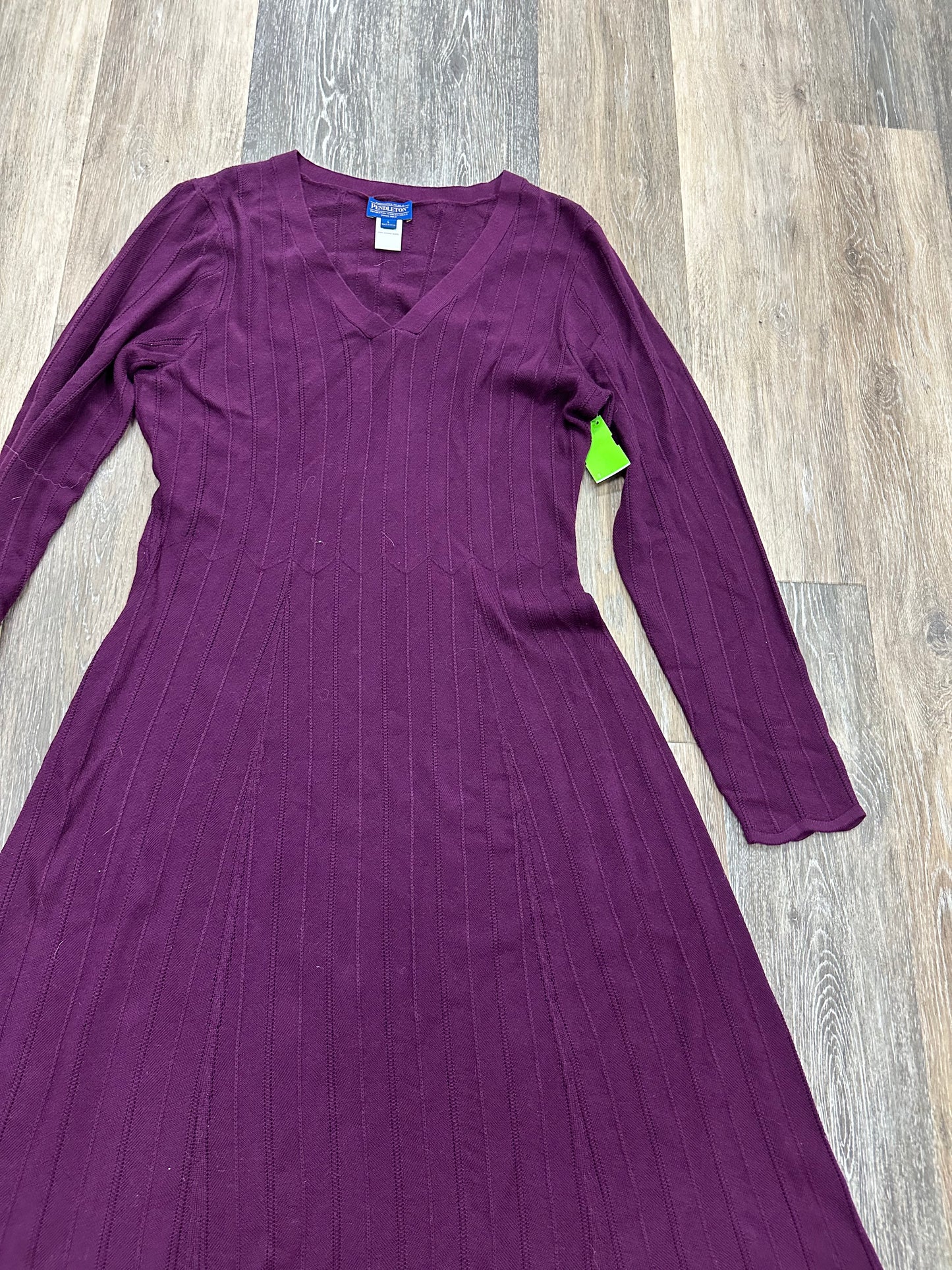 Dress Designer By Pendleton  Size: L