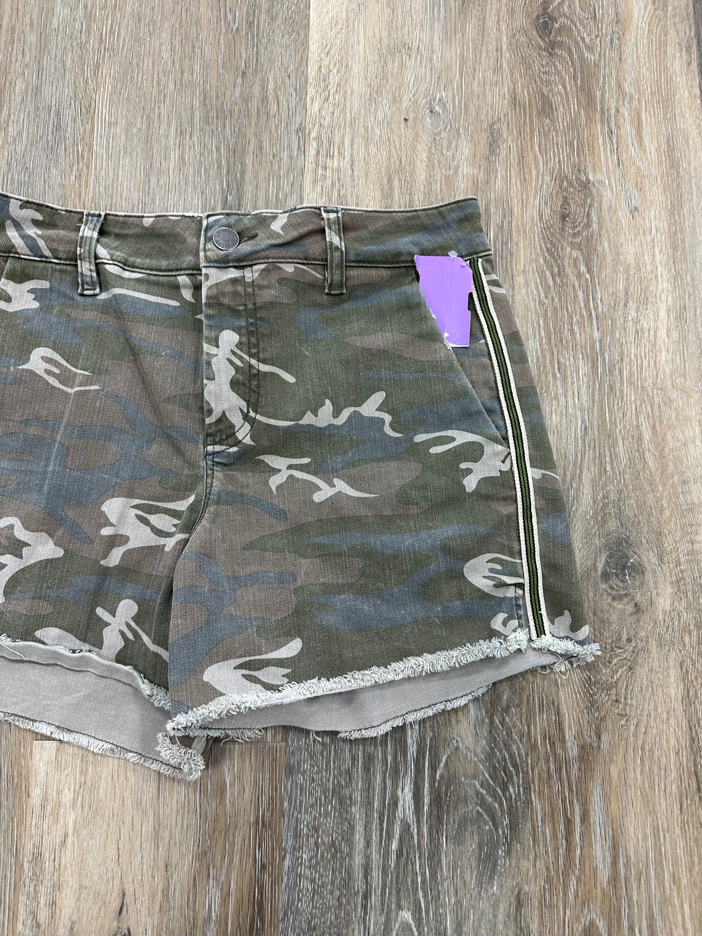 Shorts By Level 99  Size: 1