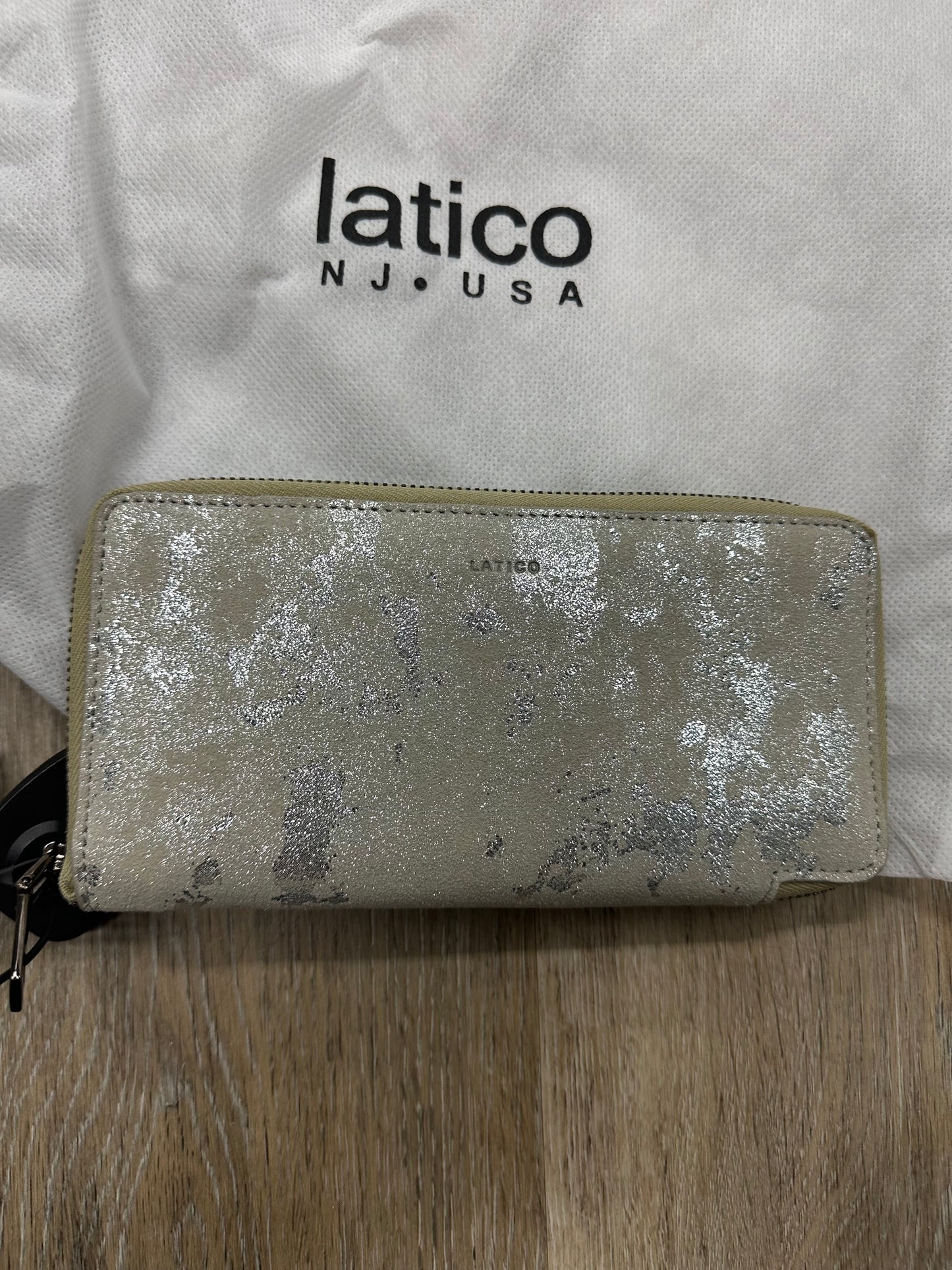 Wallet Leather By Latico  Size: Medium