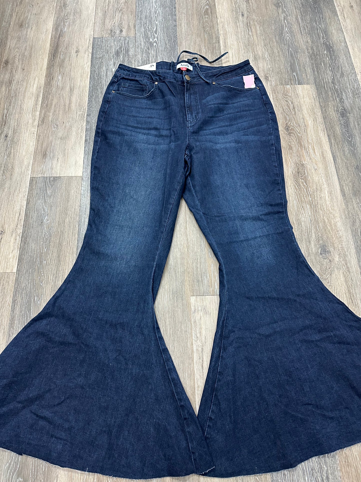 Jeans Flared By Arula  Size: 18