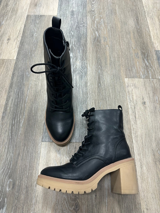 Boots Ankle Heels By Dolce Vita  Size: 9.5