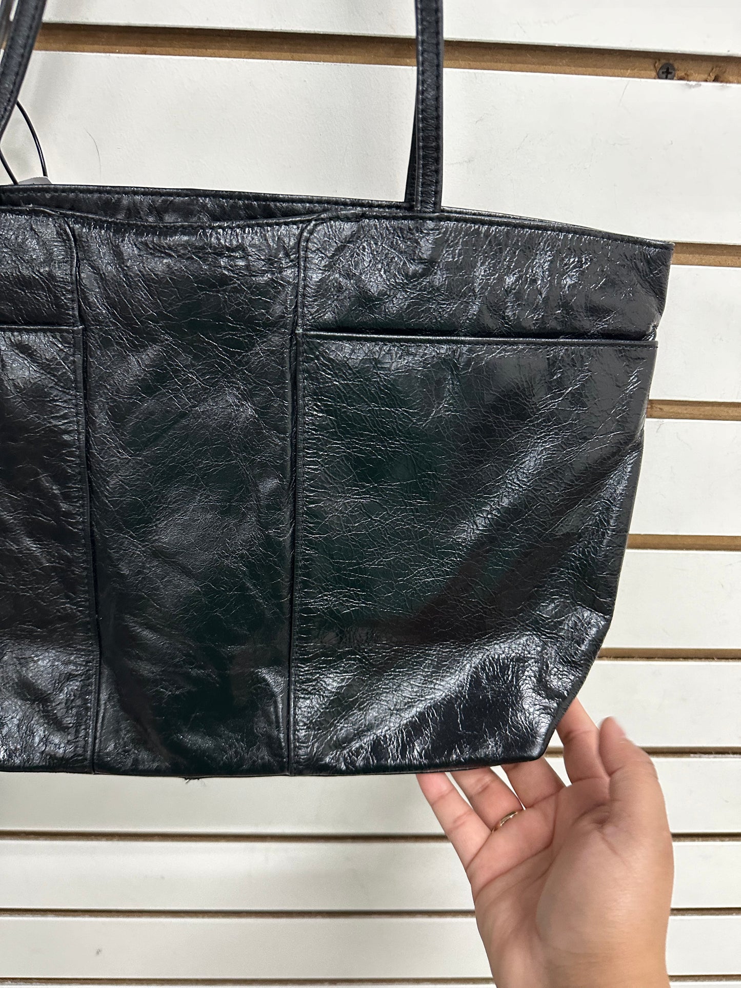 Handbag Leather By Latico  Size: Medium