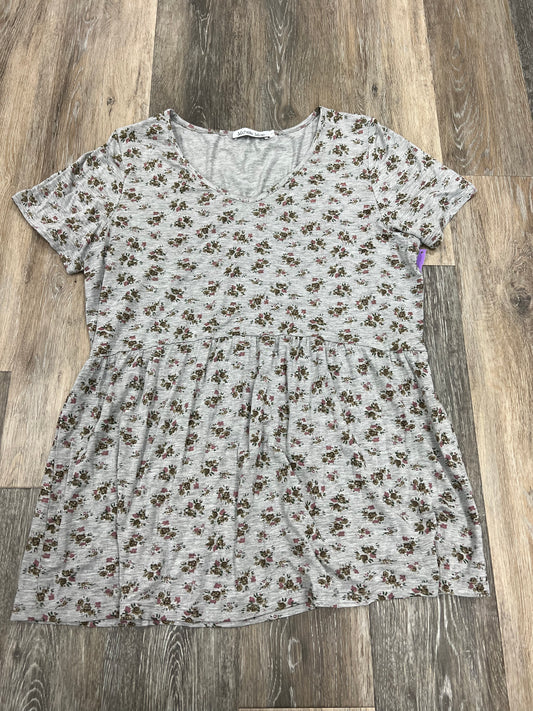 Top Short Sleeve By Michelle Mae Size: L